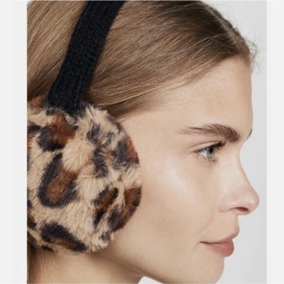 Hat Attack Fuzzy Black Leopard Faux Fur Earmuffs NWT Chunky Knit Headband
